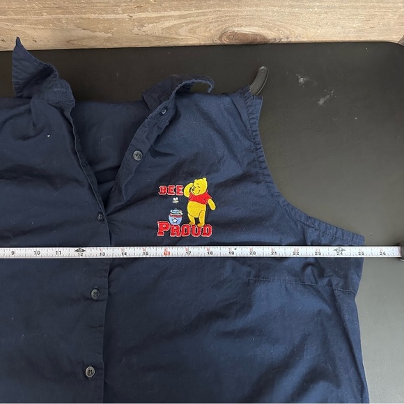 VTG Disney Winnie The Pooh Bumblebee Navy Sleeveless Button up Shirt size 2X - Picture 6 of 8